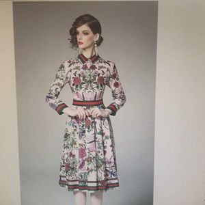 Lao Meng Five Cats dress